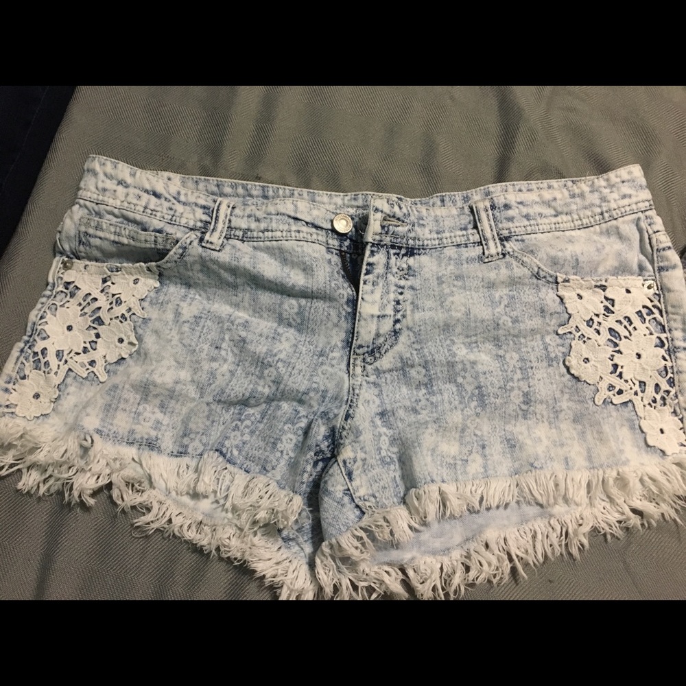 White washed denim ruffle shorts from Target